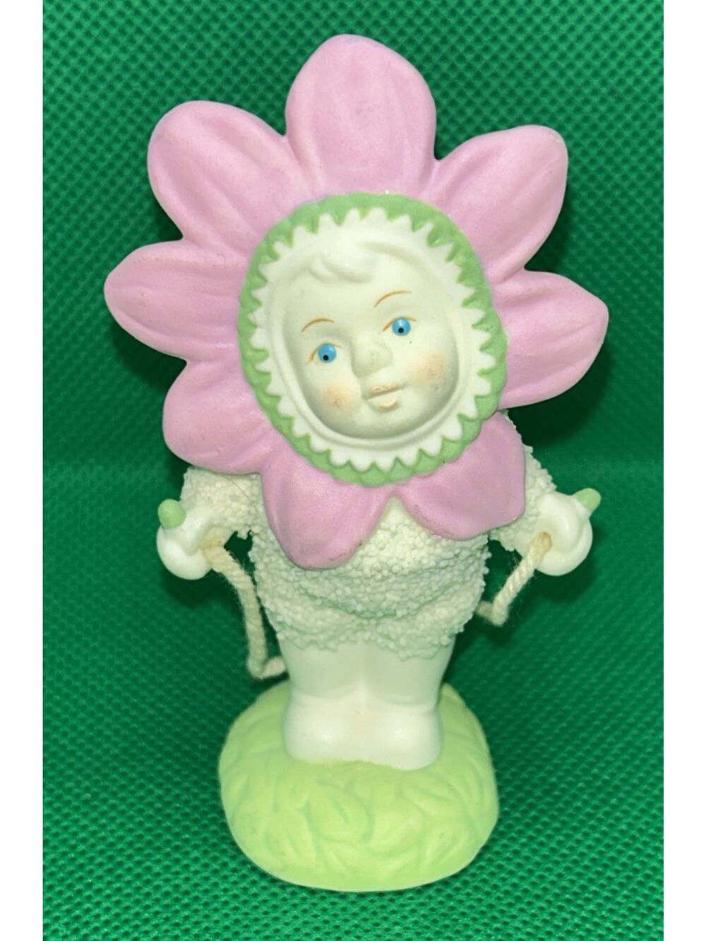 DEPT. 56 SNOWBABIES FLUTTERS AND FLOWERS Spring